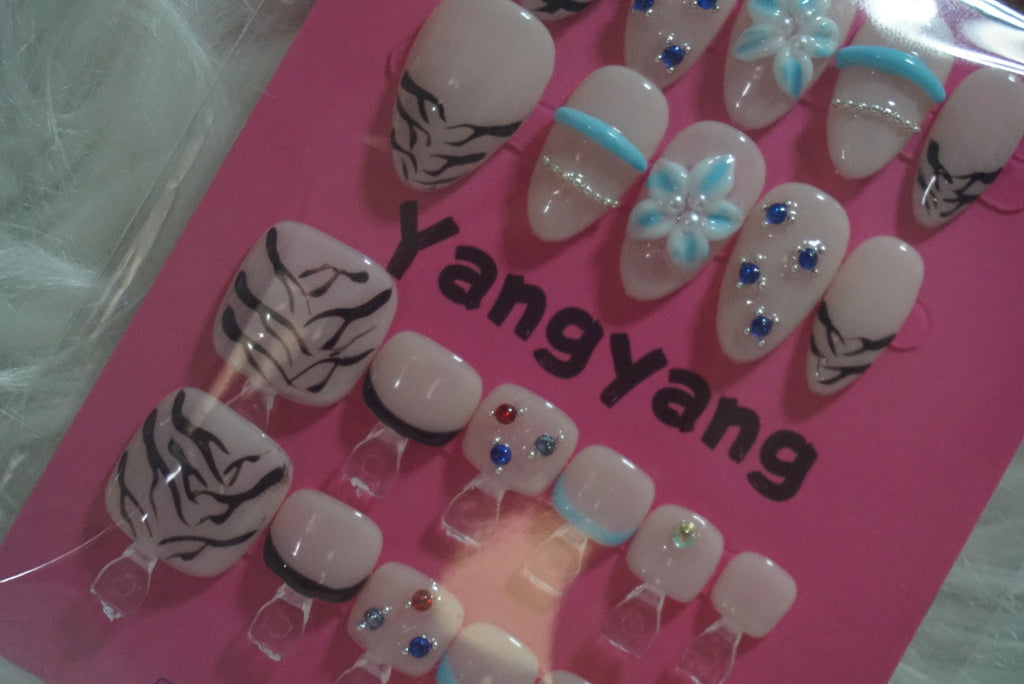 Toenail/Fingernail Sets