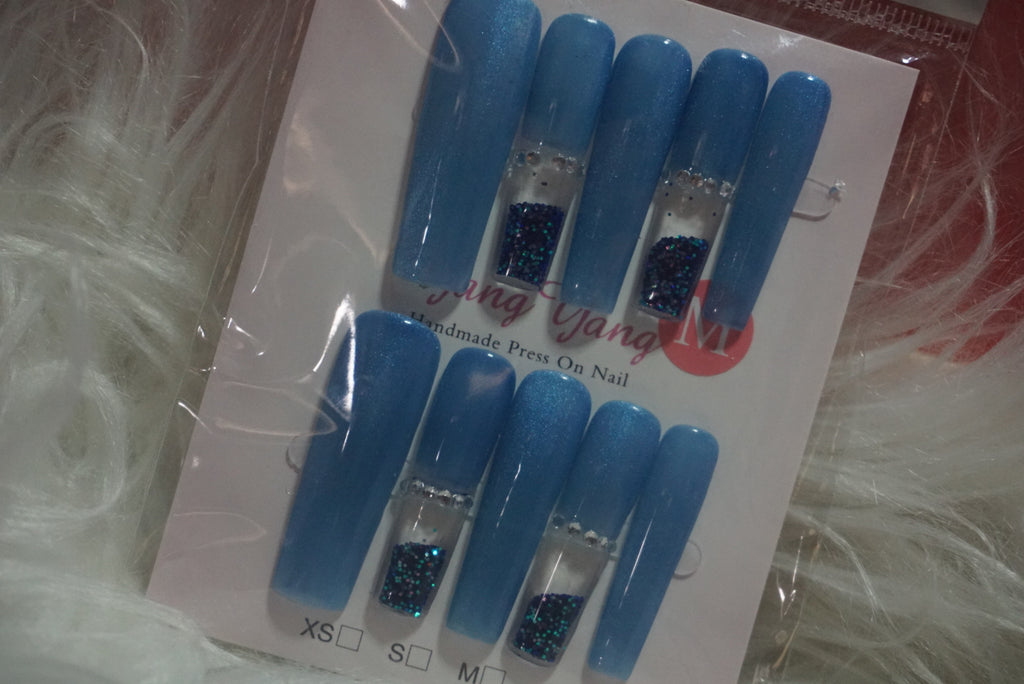 Aqua Nails