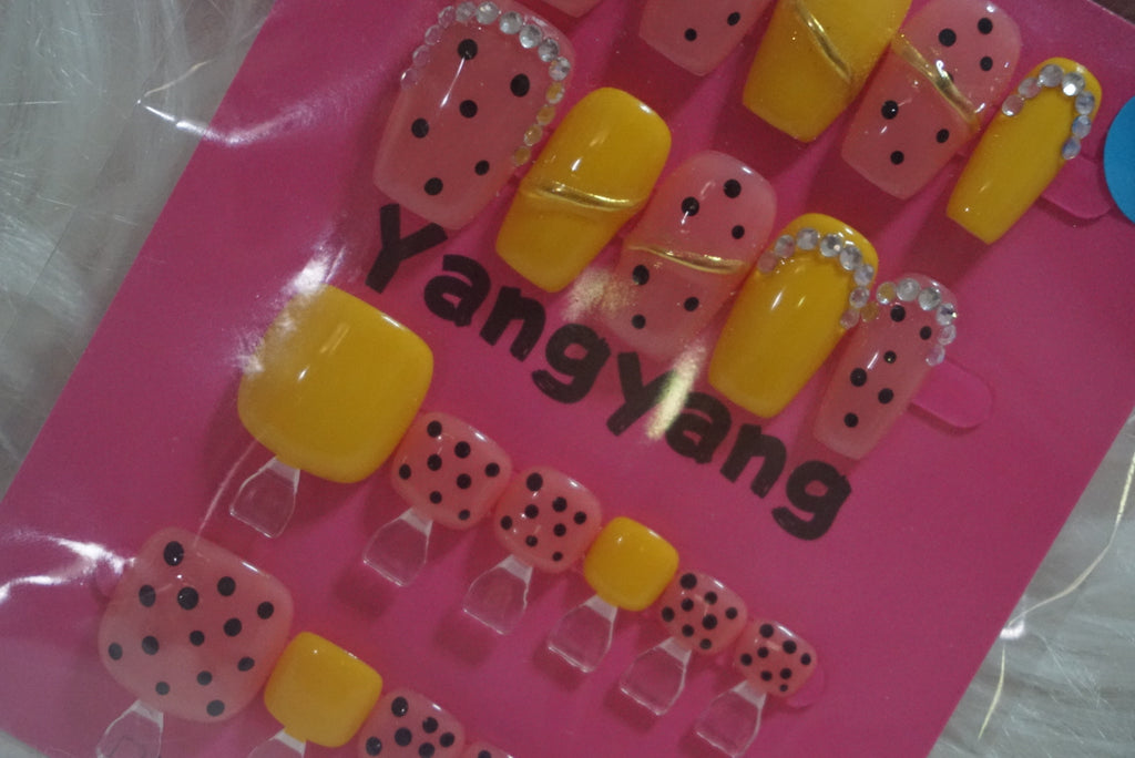 Toenail/Fingernail Sets