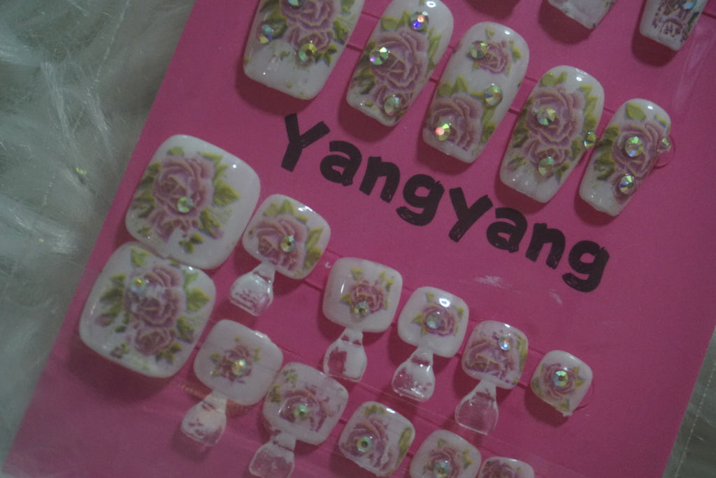 Toenail/Fingernail Sets