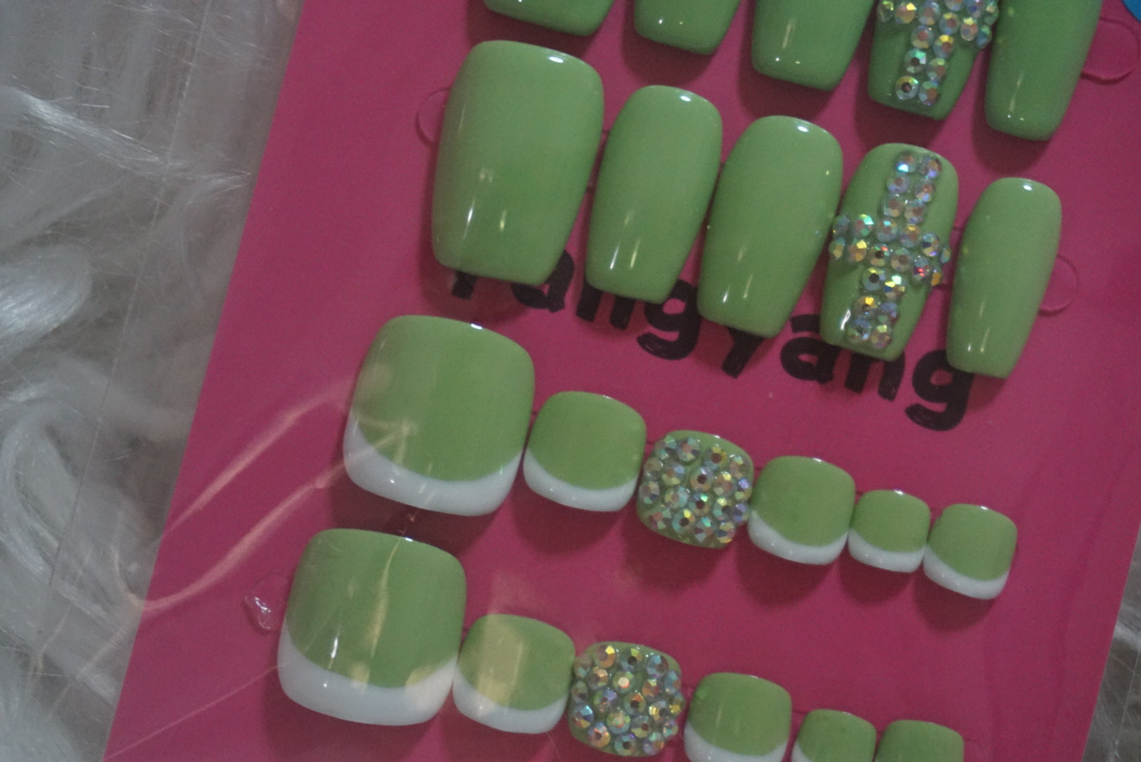 Toenail/Fingernail Sets